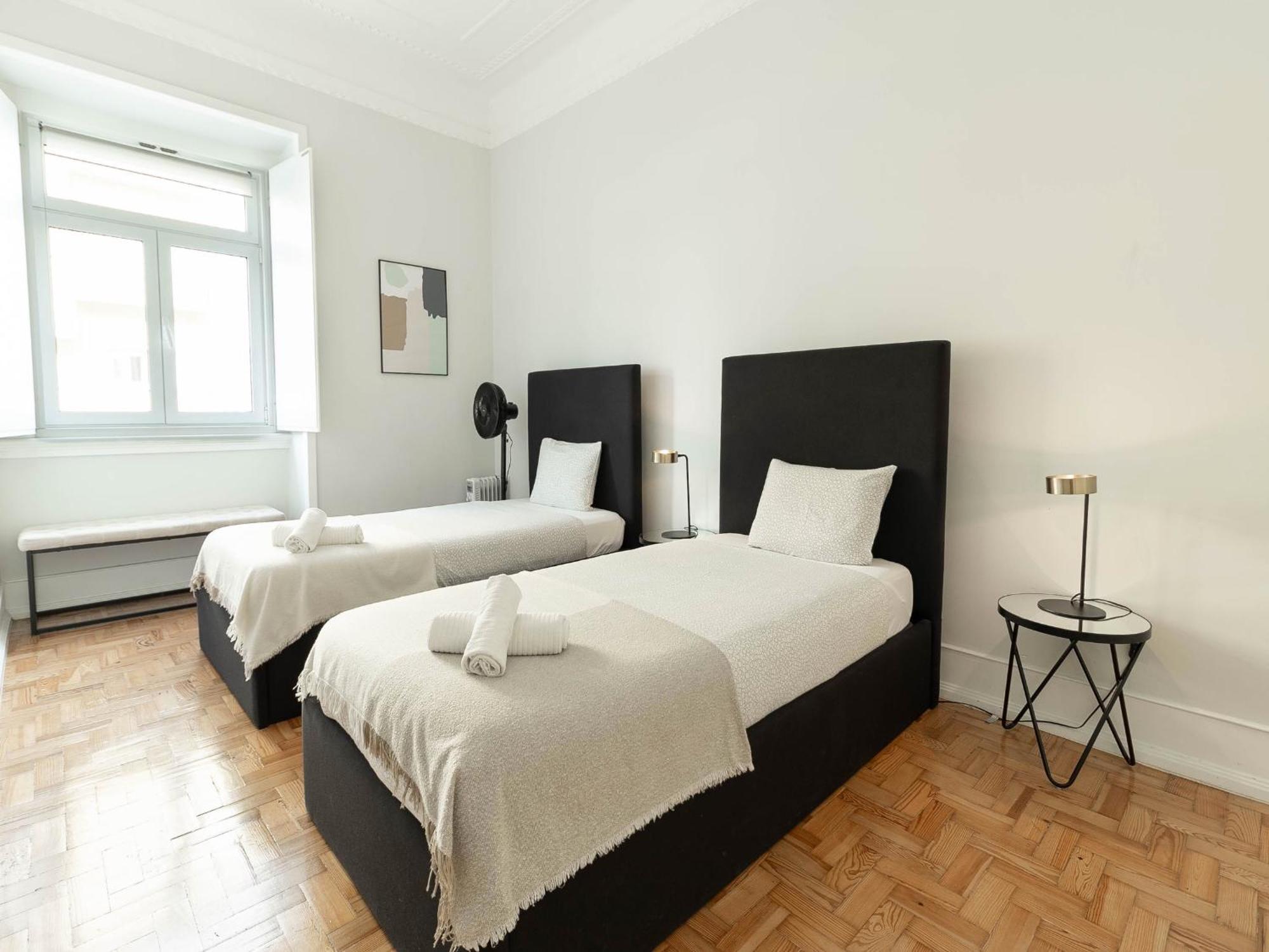 Akicity Lisboa Iris Kültér fotó